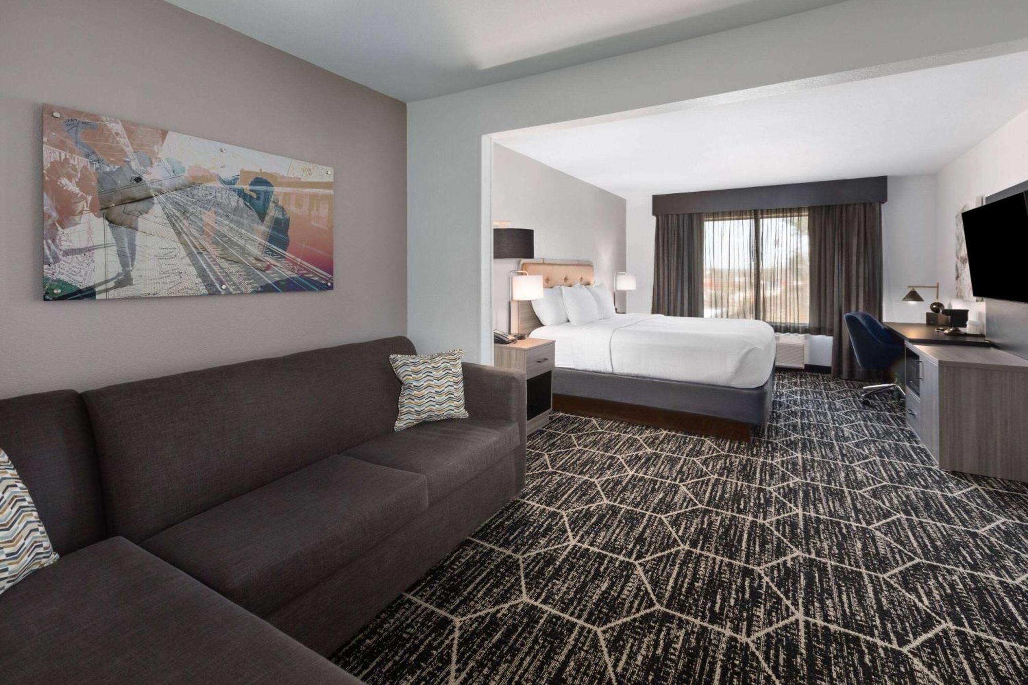La Quinta Inn & Suites By Wyndham Meridian Eksteriør billede